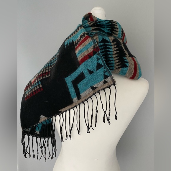 Merino Wool Native American Design Scarf or Wrap - Picture 5 of 5